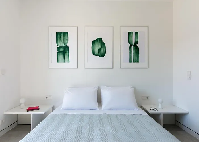 The Met Suite 3, Elegant Stay Centrally In Rethymno!